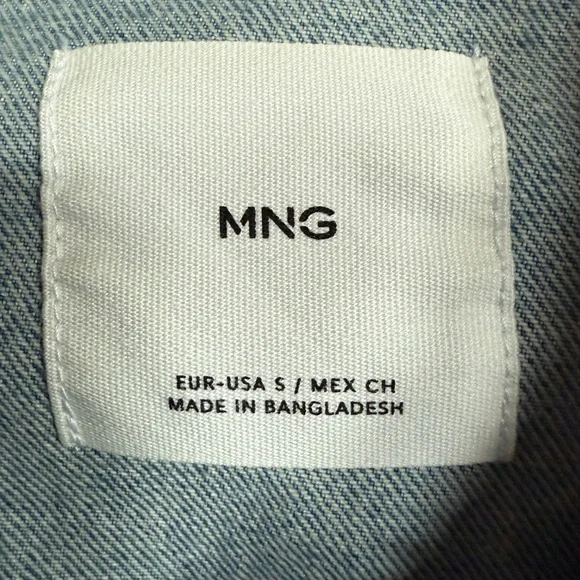 MANGO Two Tone Cropped Denim Jacket Small NWT - Picture 3 of 5